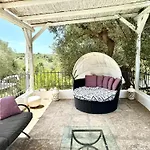 Trullo Happiness *