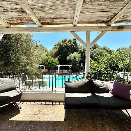 Trullo Happiness Villa