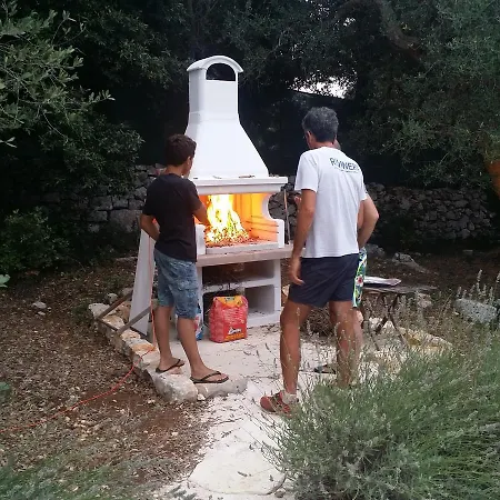 Вилла Trullo Happiness Остуни